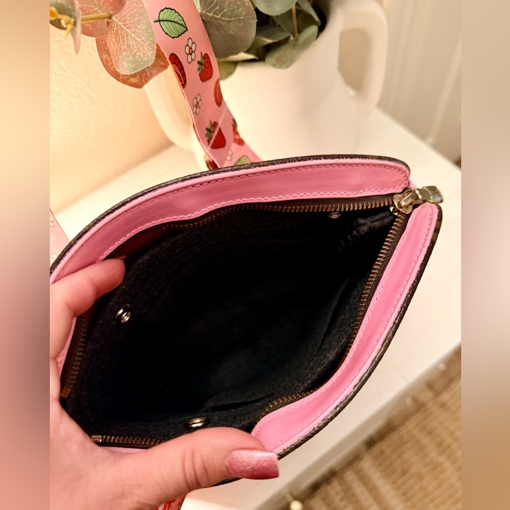 Authentic Louis Vuitton Strawberry Shortcake theme bag - Picture 8 of 13